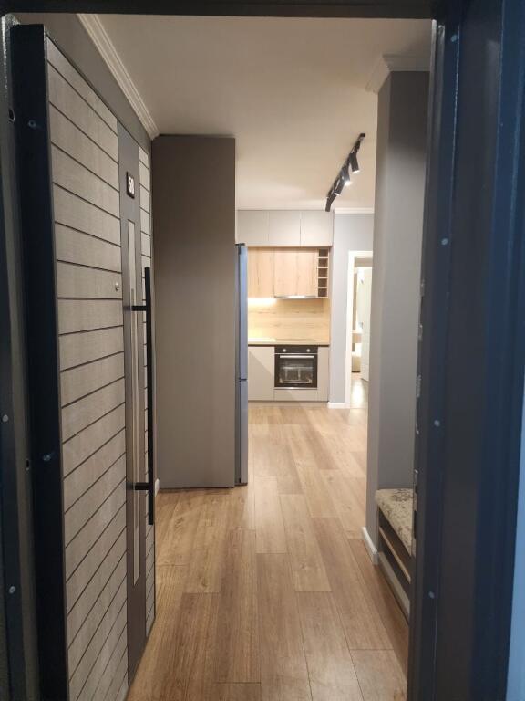 In affitto 2+1+1 VILLA L 2 ASTIR 600 mila lek