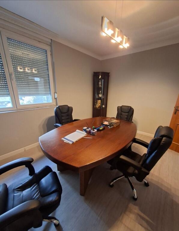 Zyre me qira 📍Prane Gjykates 700 €