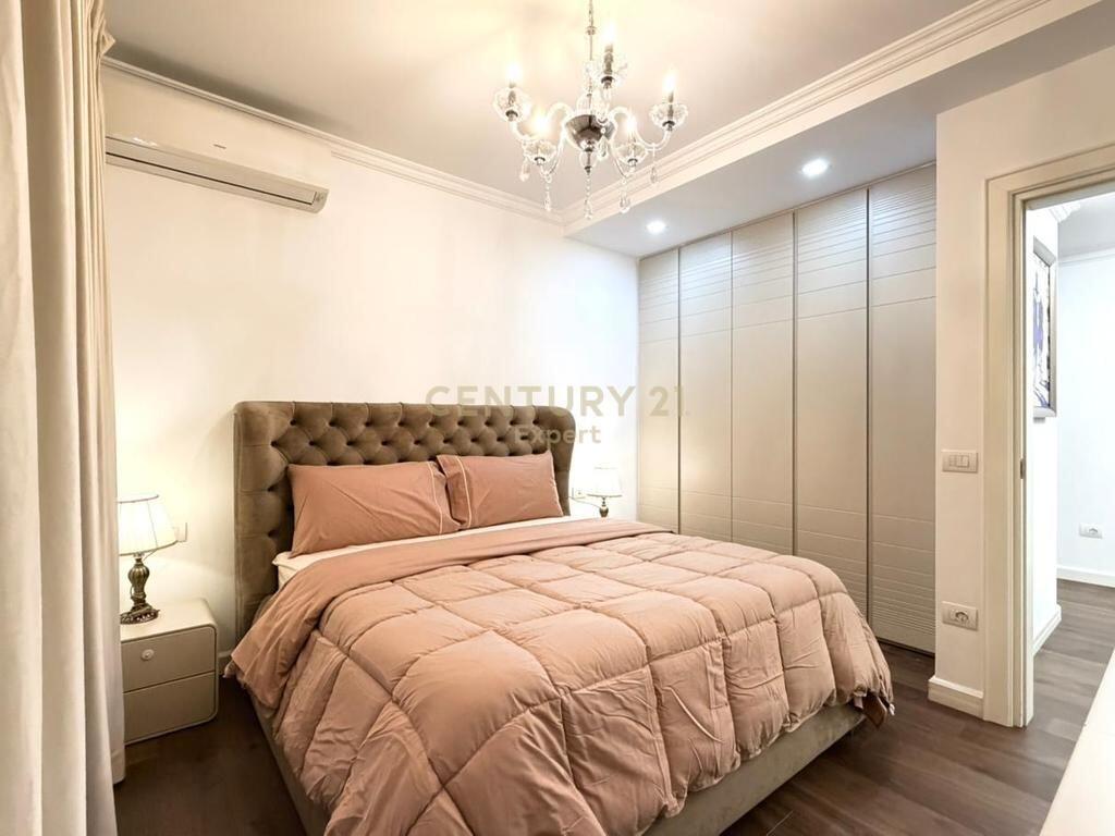 JEPET ME QERA APARTAMENT 2+1 ME PAMJE NGA AIR ALBANIA 1,500 € /Muaj Sip. Totale  100m2