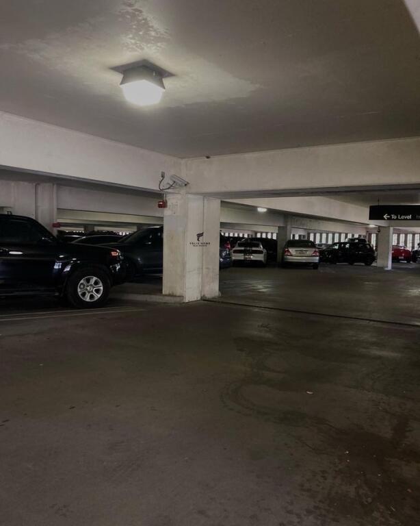 POST PARKIMI ME QERA 25 M2 20.000 LEKE