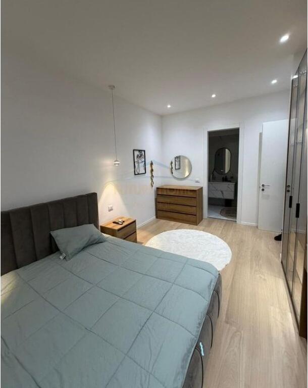 SHITET APARTAMENT 2+1 +POST TEK DELIJORGJI