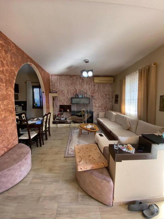 Apartament 2+1 Per Qira ne Ish Kenet Durres.