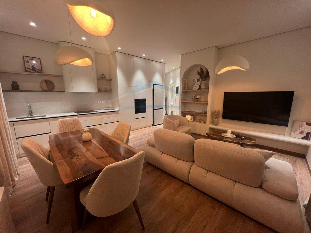 Qera, Apartament 2+1+2+2 Poste Parkimi, Green Valley Residence, Tiranë