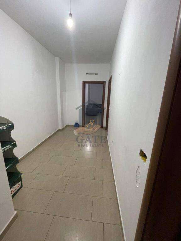 🏖️ Jepet me Qira 1+1 në Rrotën e Kuqe, Durrës