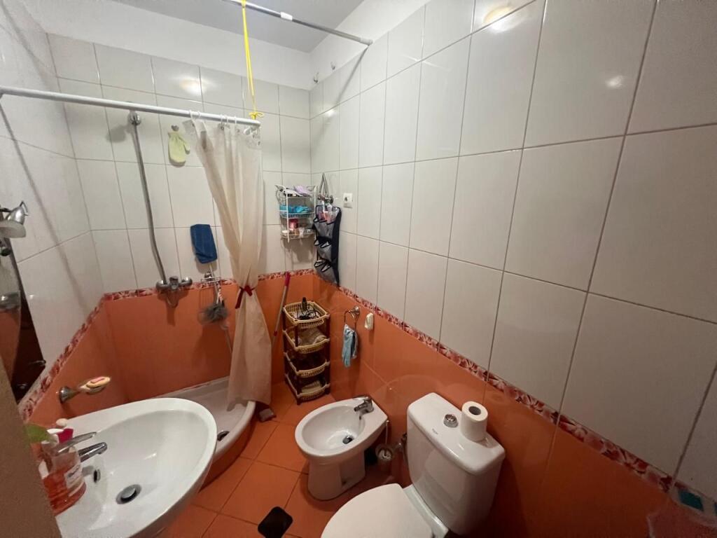 Apartament 2+1 me qera ne Don Bosko prane Viva Market ne Tirane