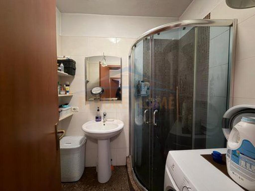 Shitet, Apartament 1+1, Fresk.