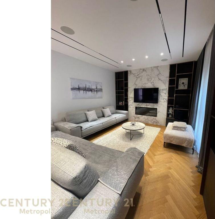 JEPET ME QIRA APARTAMENT 2+1+2+ POST PARKIMI, LIQENI I THATË! 1,500 € /Muaj Sip. Totale  104m2