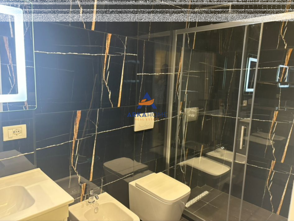 VENDESI APPARTAMENTO 1+1+BALCONE "VLORË " 75.000 EURO