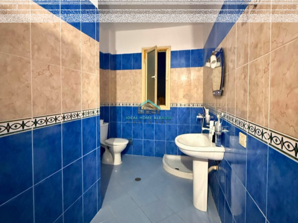 Apartament 2+1 per Shitje Transballkanike Vlore.