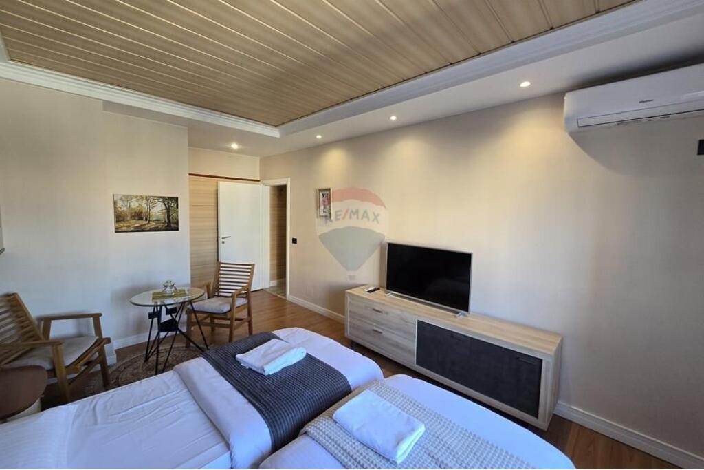 Apartament 1+1+ Gazoniere ne shitje Qender