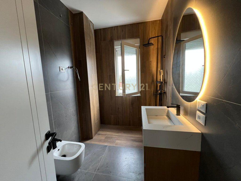 Shitet Apartament 2+1, Pamje Deti,Plazh Durrës ! 185,000 € Sip. Totale  102m2