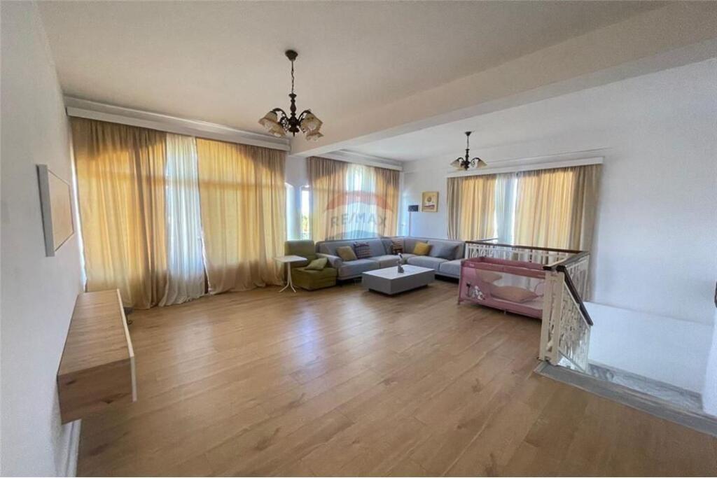 Apartament 2+1 me Qera