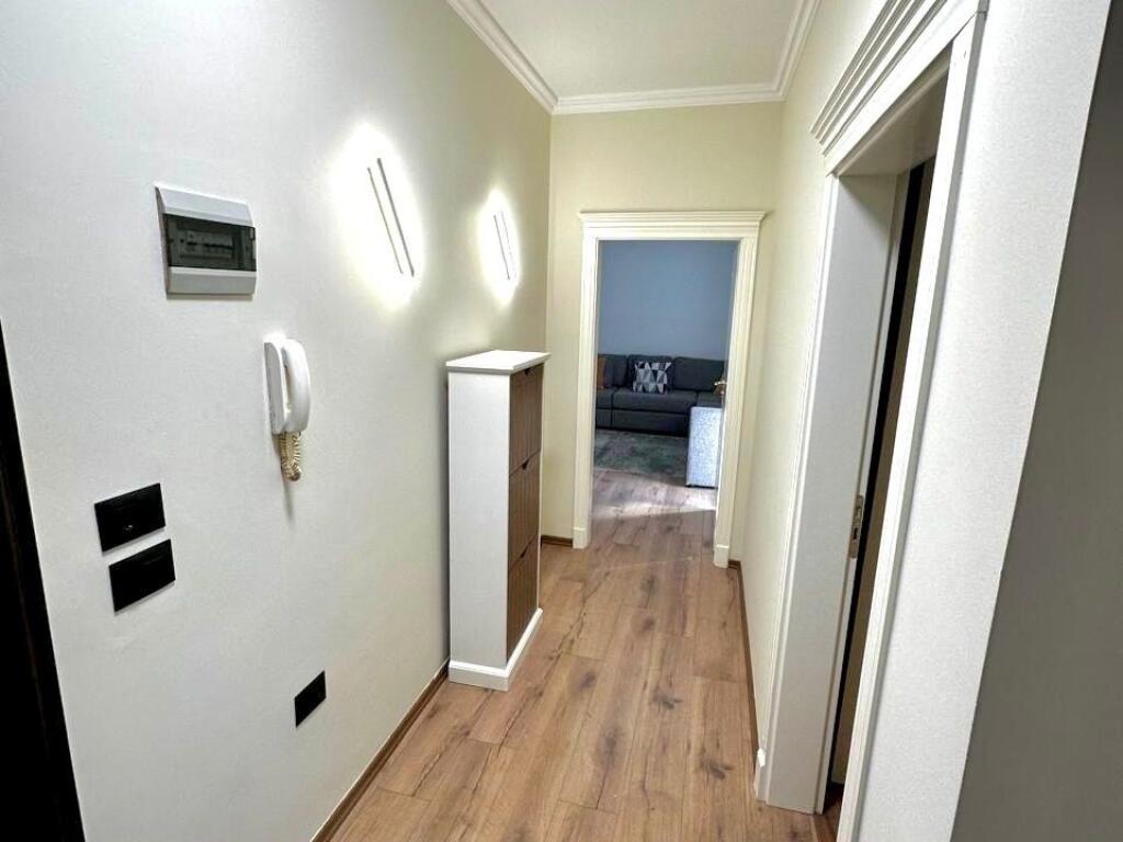Apartament 1+1 per Qira! Adresa Rruga e Barrikadave