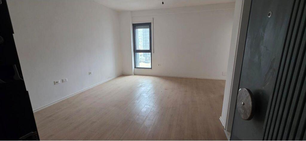 Apartament 1+1 per shitje tek Bulevardi i Ri