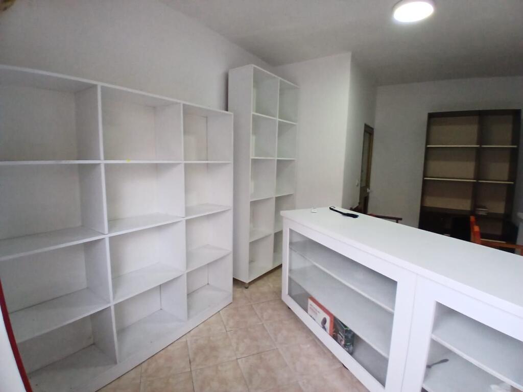 Locale in Affitto per Ufficio