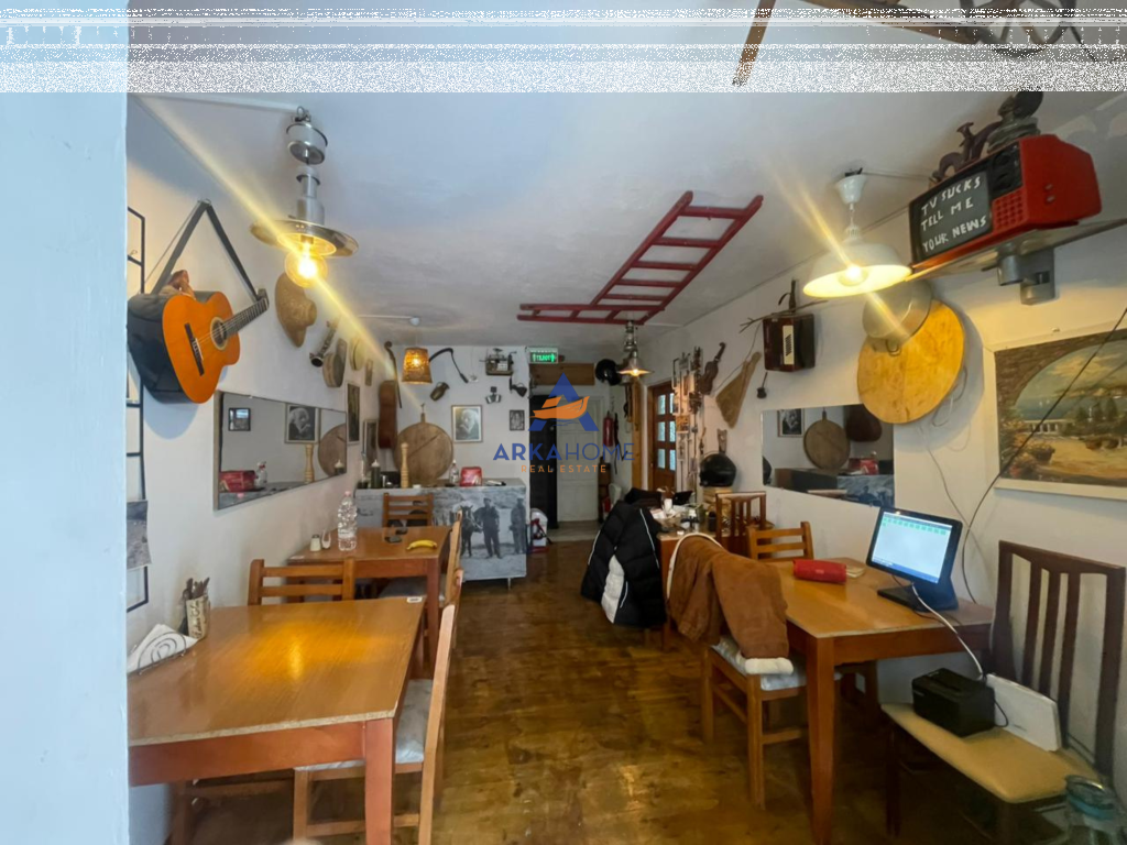 SHITET DYQAN 70M2 "PRANE KESH-IT VASIL SHANTO" 200.000 EURO