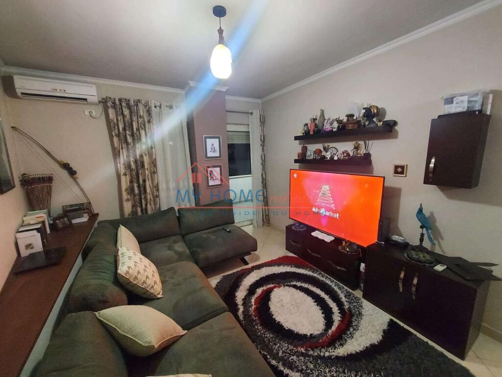 Apartament 1+1 ne shitje ne Fresk ne Tirane