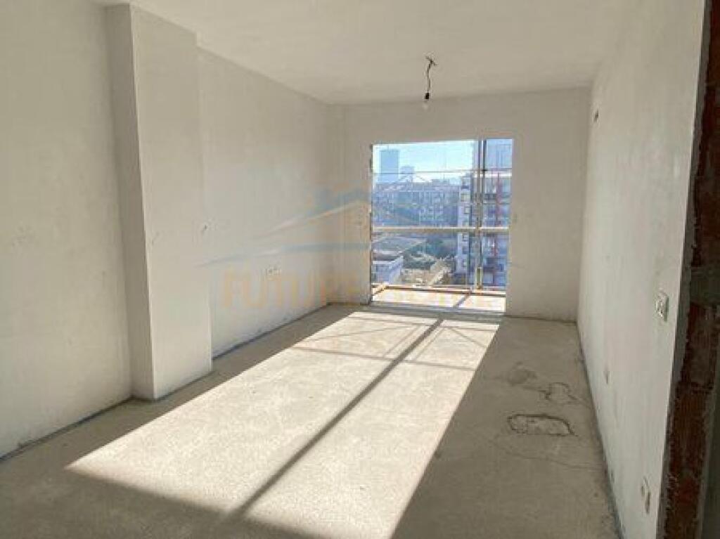 Apartament 1+1 Për Shitje Te Rruga Albanopoli, Tiranë
