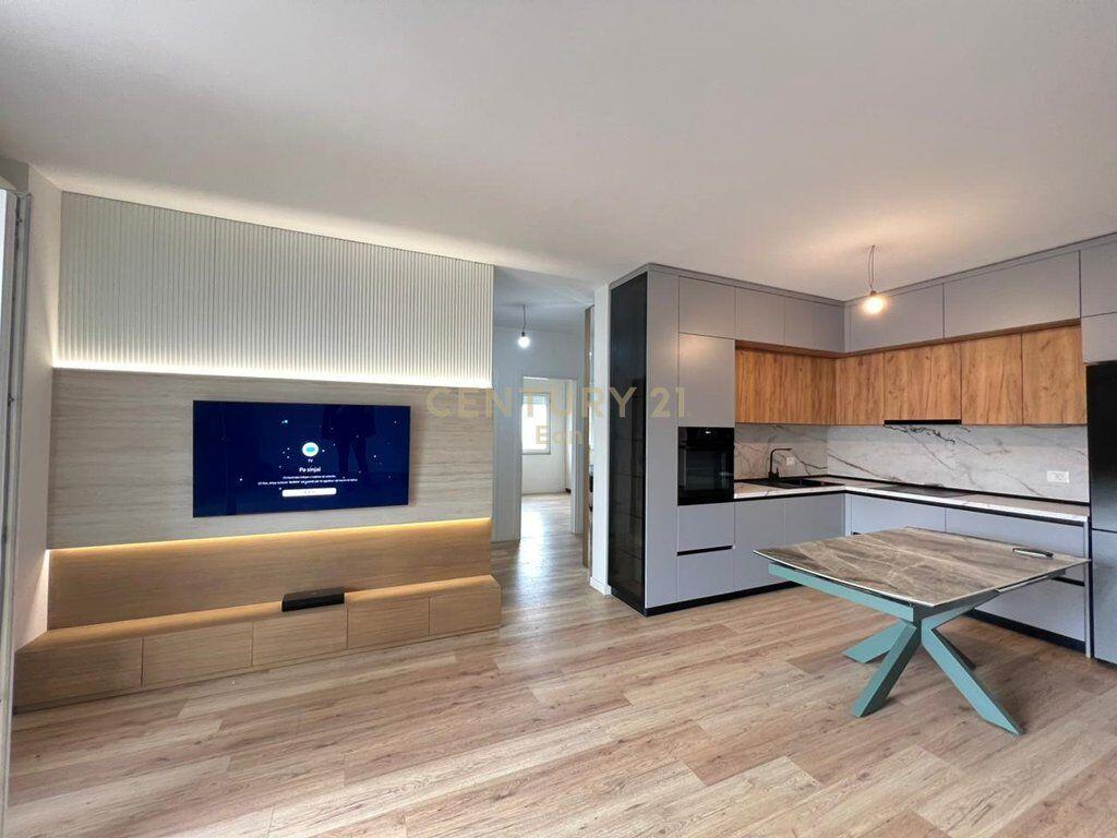 Shitet Apartament 2+1, Pamje Deti,Plazh Durrës ! 185,000 € Sip. Totale  102m2