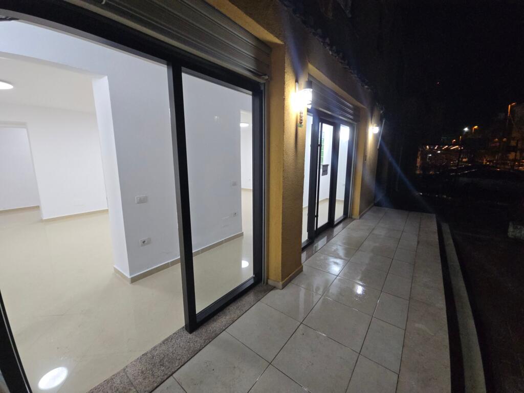 BUSINESS PREMISES FOR RENT NEIGHBORHOOD 18 DURRES