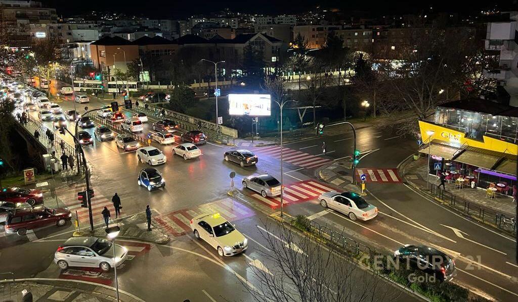 SHITET DYQAN 70M2 "PRANE KESH-IT VASIL SHANTO" 200.000 EURO