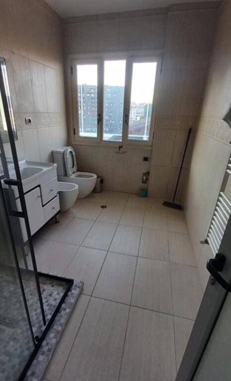SHITET APARTAMENT 2+1 LIQENI ARTIFICIAL 356.000 EURO