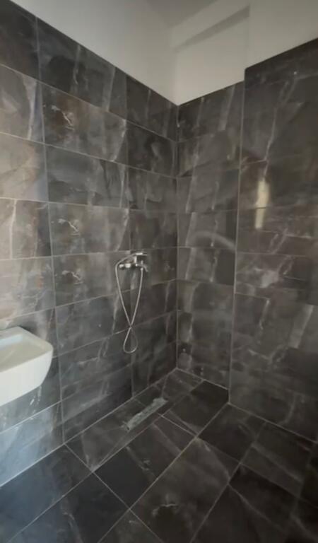 Apartament 2+1+2 Për Shitje në Bulevardi i Ri, Tiranë