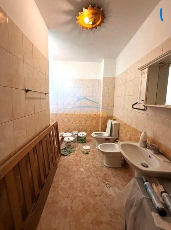 Shitet, Apartament 2+1, Rruga e Dibres, Tirane