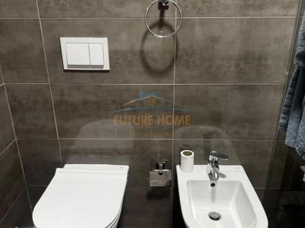 Affitto, Appartamento 1+1, Complesso Delijorgji, Tirana.