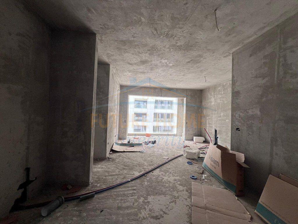 Shitet, Apartament 2+1+2, Rezidenca Porcelan 3, Tiranë.