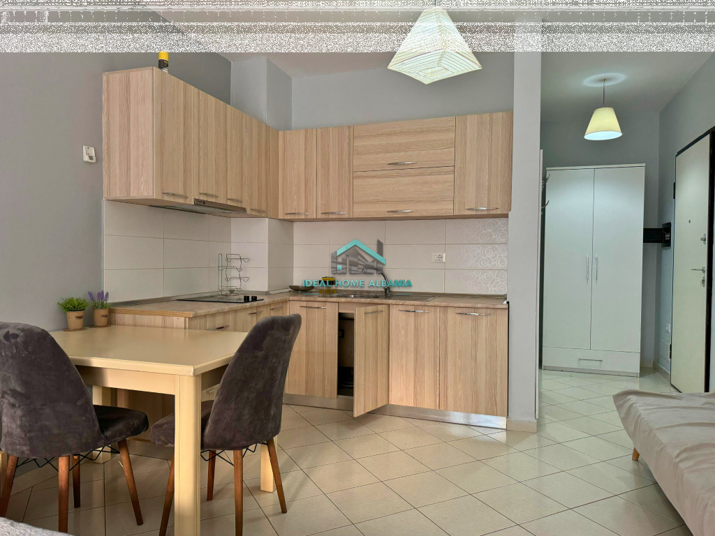 Studio për Shitje – Vija e Parë, Zona e Kalajës, Vlorë