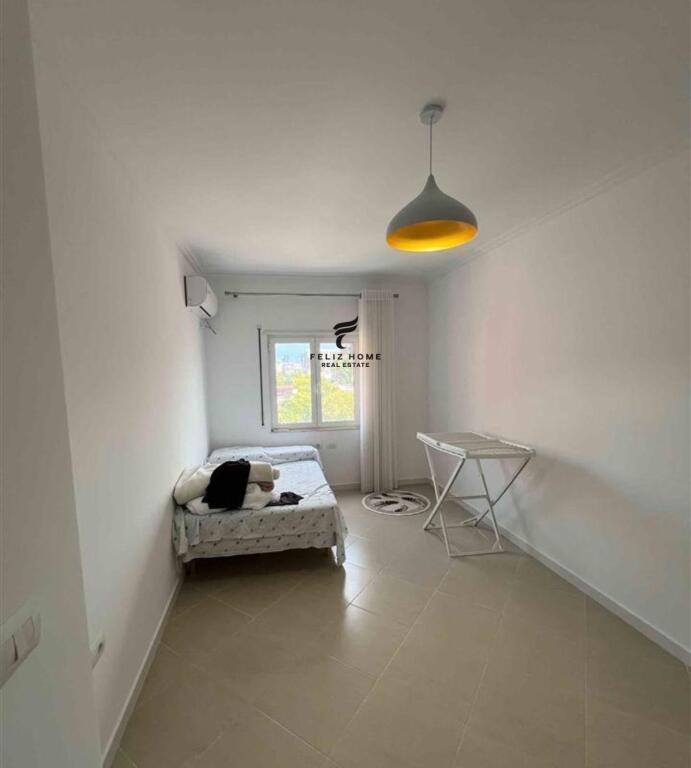 SHITET APARTAMENT 2+1 RRUGA KONFERENCA E PEZES 175.000 EURO