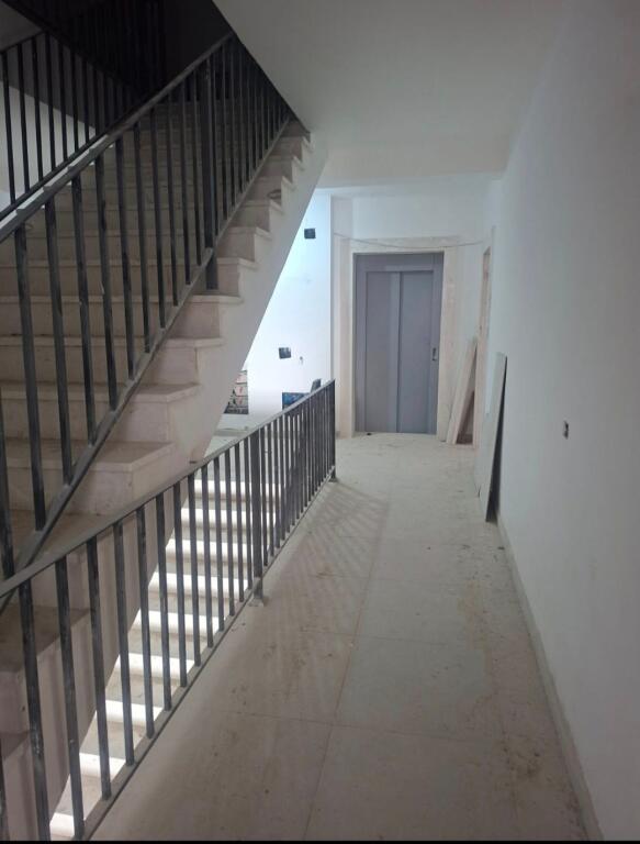 SHES APARTAMENT 2+1 RR.ELBASANIT