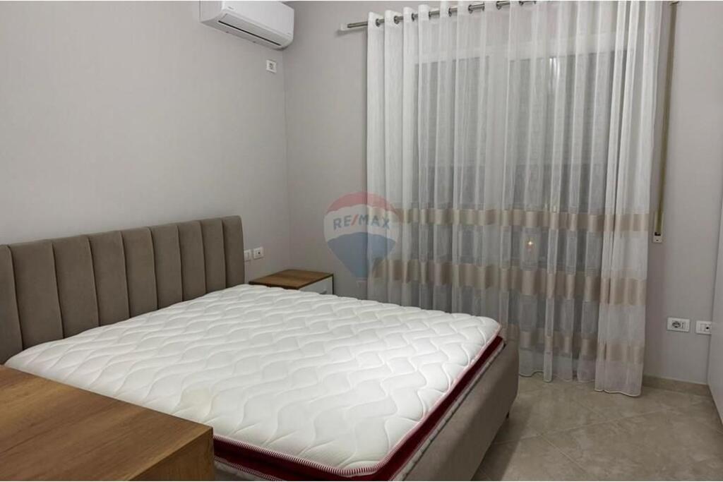 Apartament per qera 1+1 tek Rruga Albanopoli