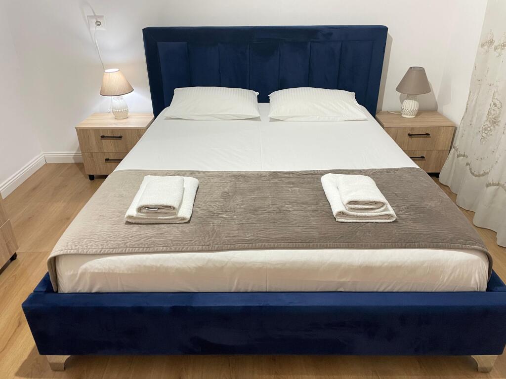 ✨Jepet me Qira Apartament 2+1 | 📍Stacioni Trenit | 💶KUSHT PARAPAGIM NJE VIT