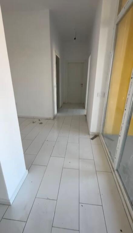 Apartament 2+1+2 Për Shitje në Bulevardi i Ri, Tiranë