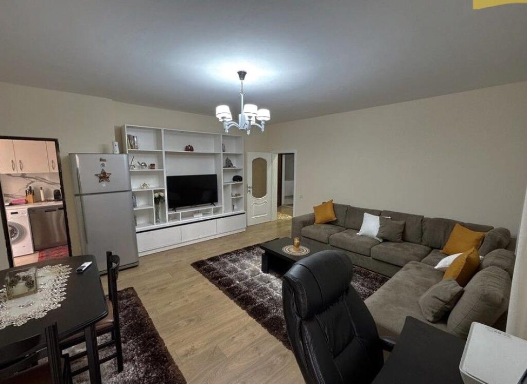 Shitet, Apartament 2+1,Sheshi Willson, Tirane.