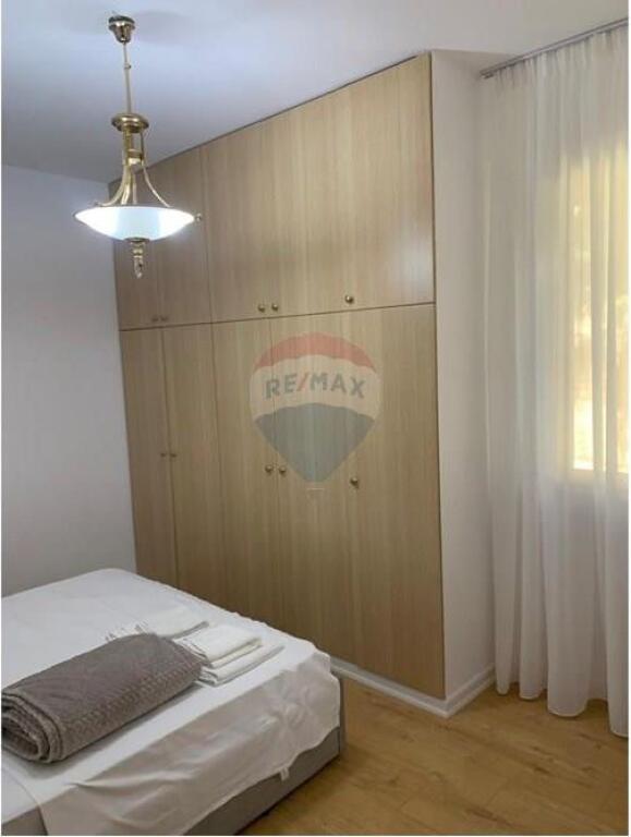APARTAMENT 2+1 NE SHITJE TEK LIQENI I THATE