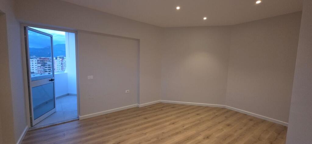 Shitet apartament 1+1 ne Don Bosko