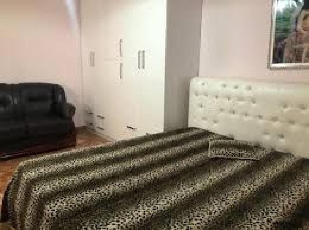 SHITET SHTEPI 1 KATESHE TE BRRYLI 140.000 €