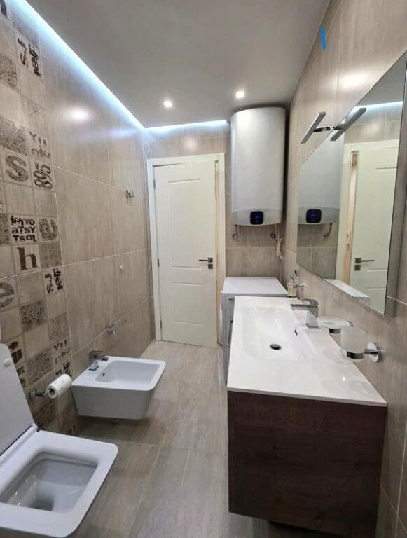 Apartment 1+1, for rent, near the Former Bus Park, Tirana.