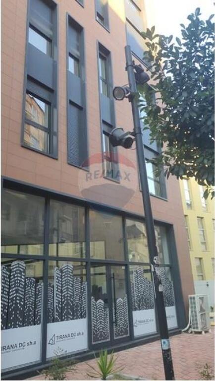 Negozio in Affitto al Viale Zogu i Pare