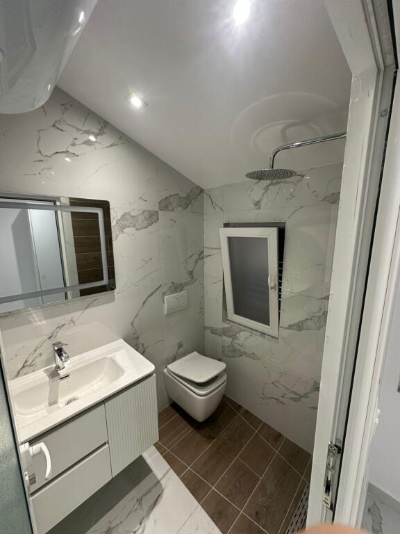 🏡 Apartment 1+1 for Rent 📍 Location: Overpass of the Paris Commune    