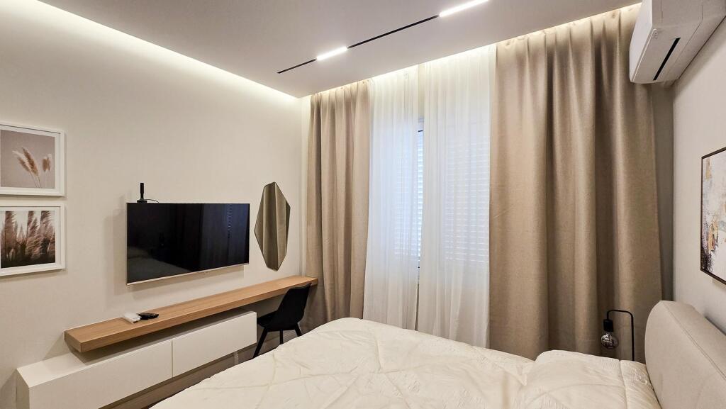 Apartament 1+1 per Qira! Adresa Rruga e Barrikadave