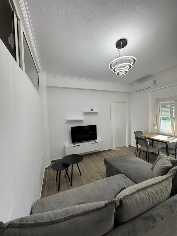 Apartament 2+1 per qira Vila L2 Astir !