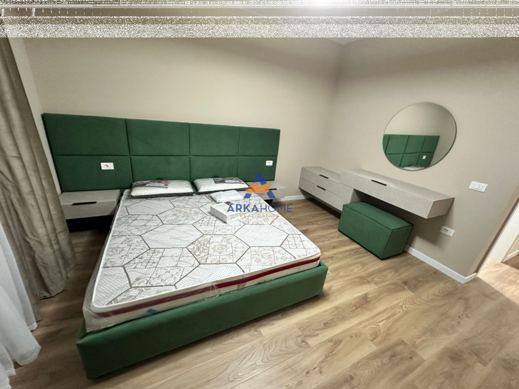 SHITET APARTAMENT 2+1+BALLKON "PALLATET FRATARI , YZBERISHT" 160.000 EURO