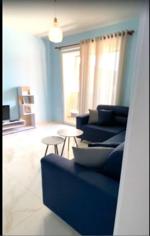 For rent 1+1 AMERICAN 3 GOLDEN PARK 450 thousand leke