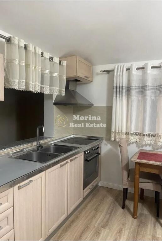Qera | Shtëpi private 1 + 1 | Komuna E Parisit | 600 €/muaj