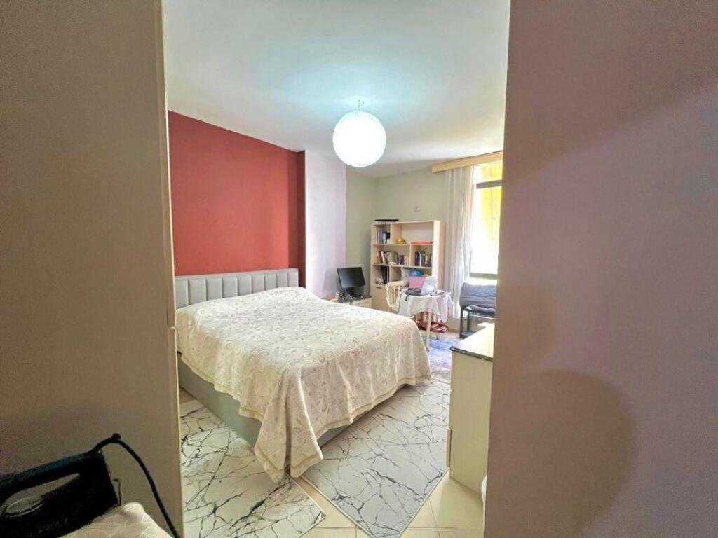 YZBERISHT, Prane Eco Market shesim apartament 2+1+2