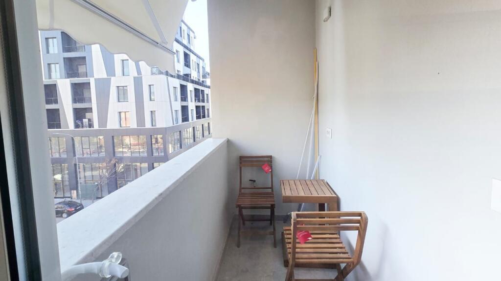 Apartament 1+1 per Qira! Adresa Rruga e Barrikadave